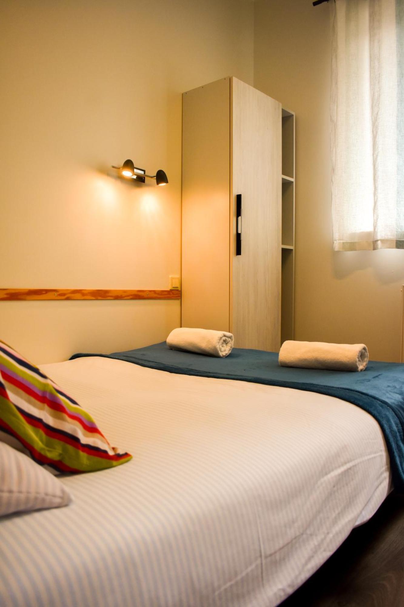 ורשה Arcus Premium Hostel מראה חיצוני תמונה