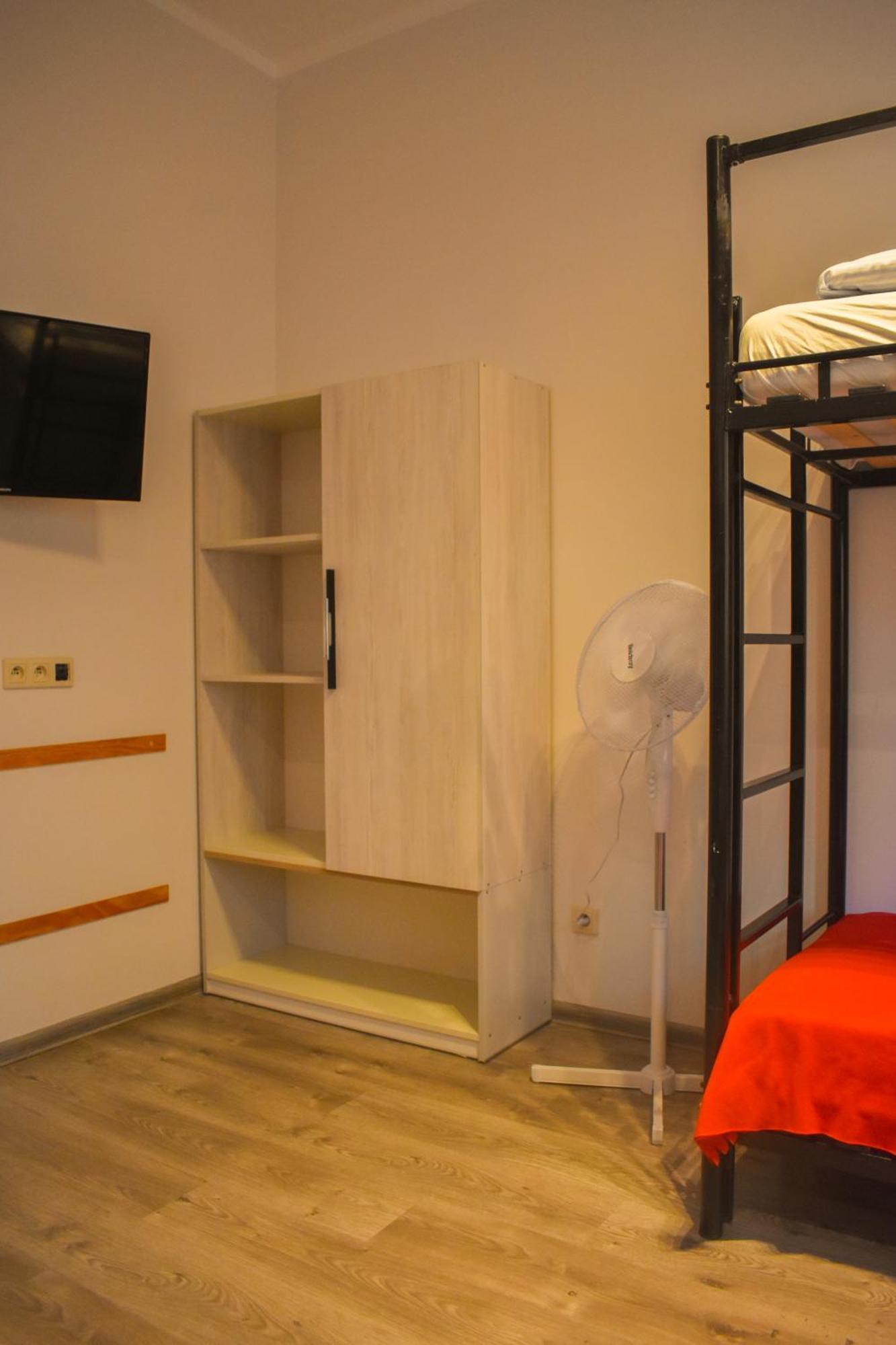 ורשה Arcus Premium Hostel מראה חיצוני תמונה