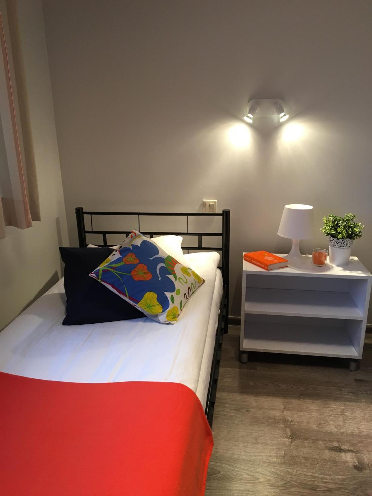 ורשה Arcus Premium Hostel חדר תמונה