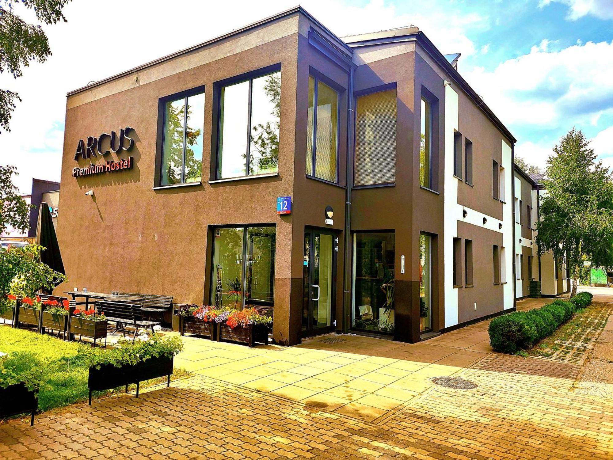 ורשה Arcus Premium Hostel מראה חיצוני תמונה