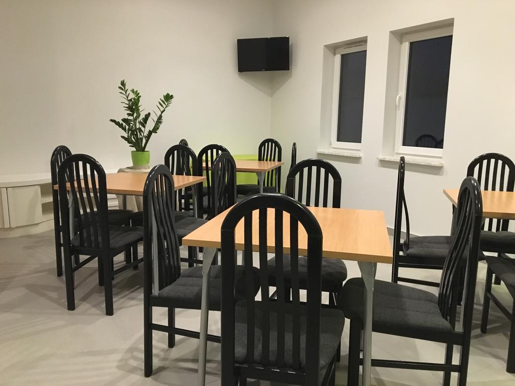 ורשה Arcus Premium Hostel מראה חיצוני תמונה